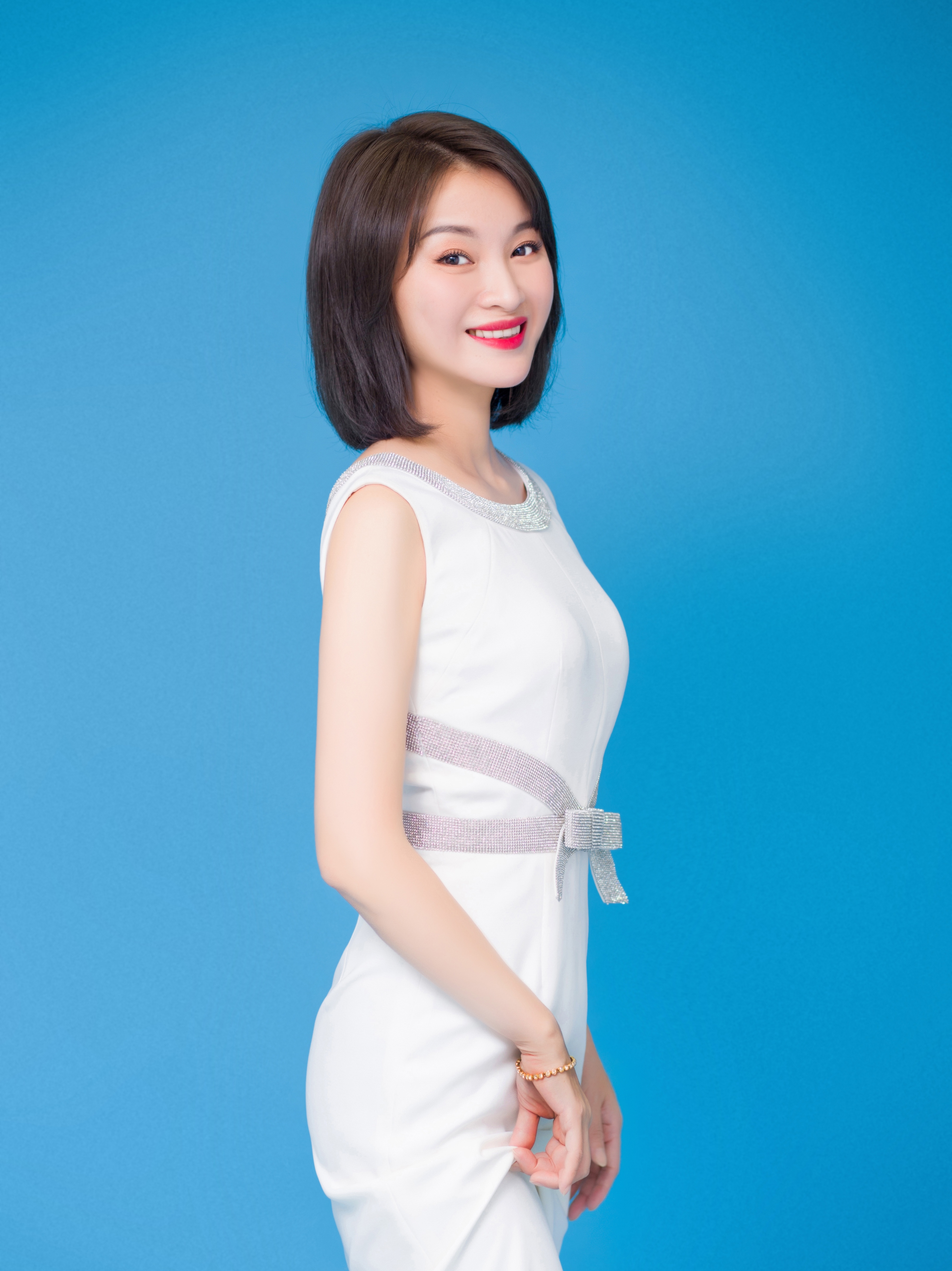 谭明：涟源籍知名青年女歌手