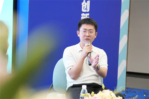 95后湖南学子毕业就给母校捐款百万，公司年营收已过亿